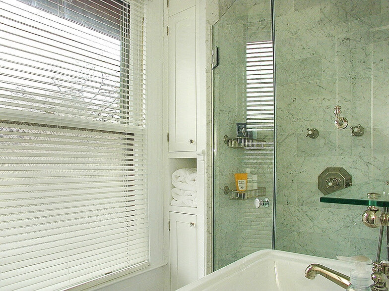 Glass shower with marble and heated floors - 195 Bishop St.