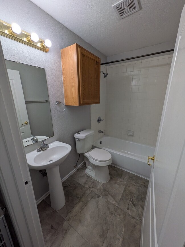 Building Photo - 6130 Wisteria Hill