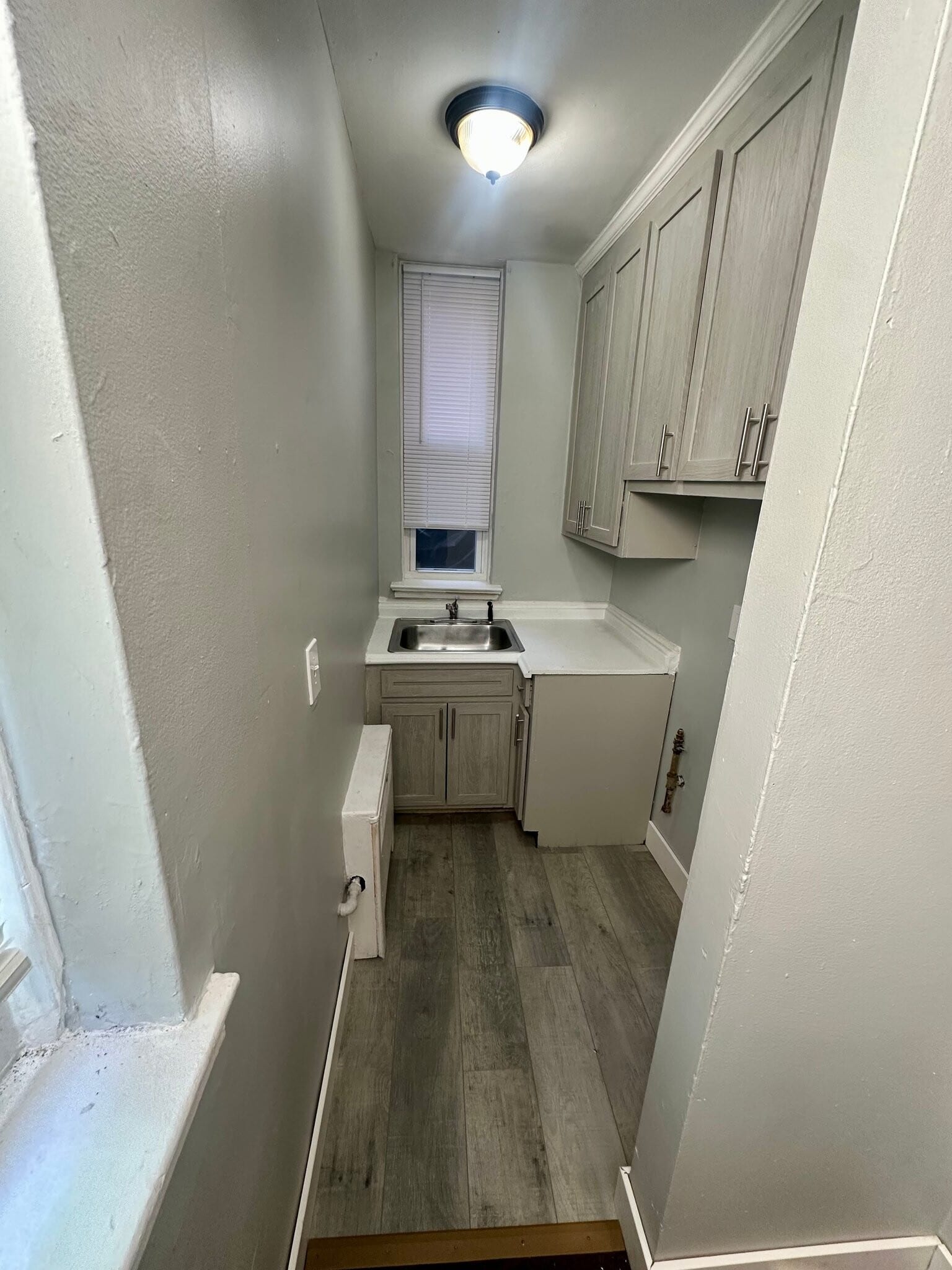 Building Photo - 85 Easton Ave