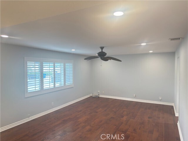 Building Photo - 18926 La Guardia St