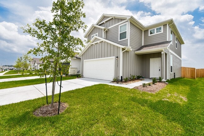 Building Photo - 23923 Escardilla Dr