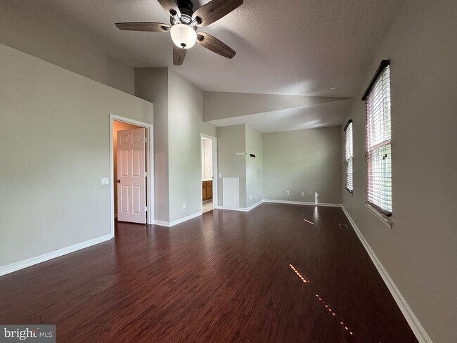 Building Photo - 8141 Bayonet Way