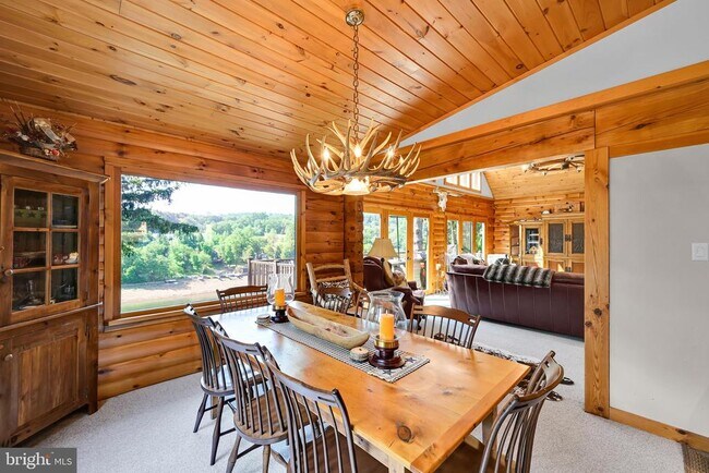 Building Photo - 1506 Wynonah Dr
