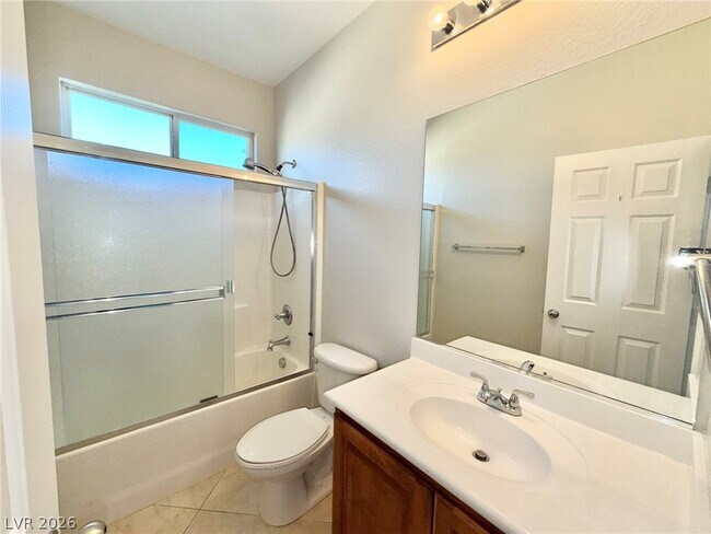 Building Photo - 8565 Vestia Ct