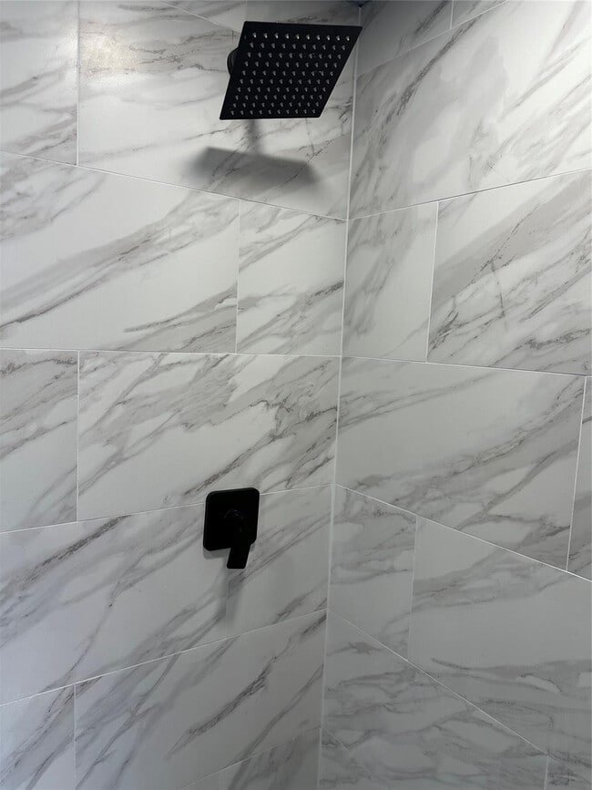 Building Photo - 6740 NW 6th Ct