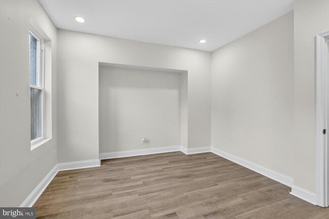 Building Photo - 2447 Turner St