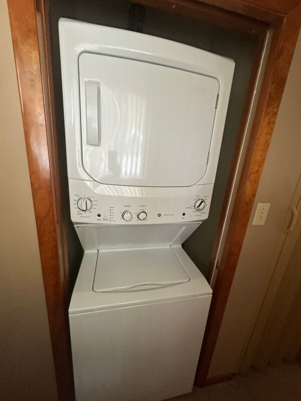 Building Photo - 7349 Waldman Ave