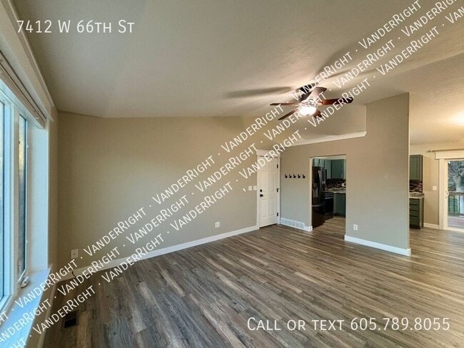 Building Photo - 7412 W 66th St