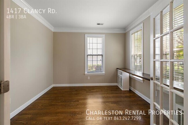 Building Photo - 1417 Clancy Rd