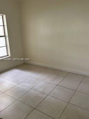 Building Photo - 1205 Mariposa Ave