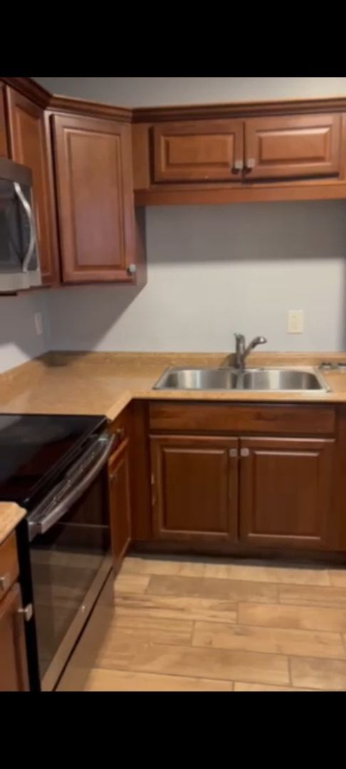 Building Photo - Great 3BR/1Ba house with unfinished basement- New Pics coming soon