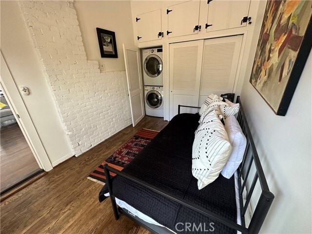 Building Photo - 563 Cress St