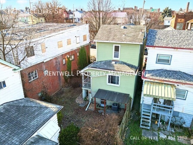 Building Photo - 1715 McClure St