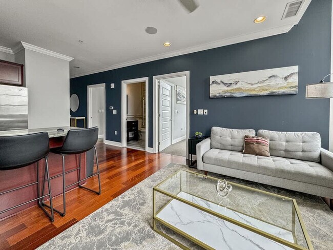 Building Photo - 1421 N 5th St