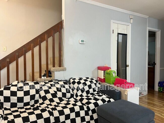 Building Photo - 343 Old Greenville Hwy