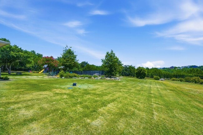 Building Photo - 600 Huck Finn Trail