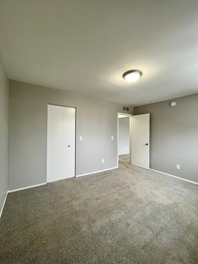 Building Photo - 11333 Old Goddard Rd