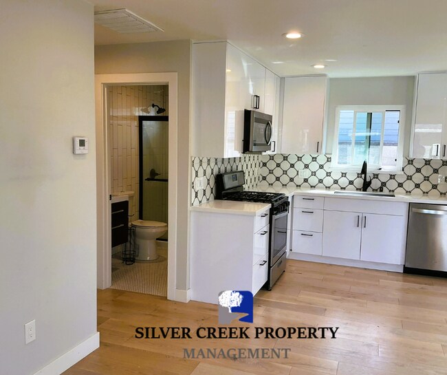 Building Photo - Charming and Beautifully Remodeled 2-Bedroom in the Downtown Pleasanton!