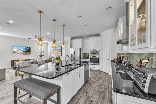 Building Photo - 322 Winterside Dr
