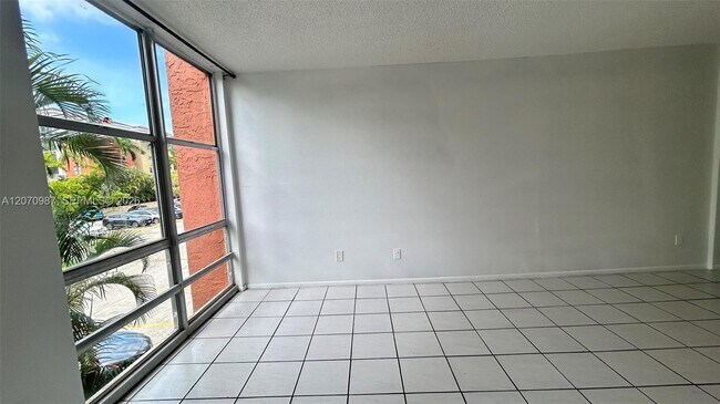 Building Photo - 210 172nd St