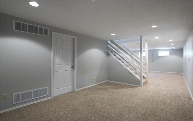 Building Photo - 15900 Eagles Landing Ct
