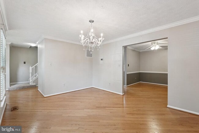 Building Photo - 5413 Tree Line Dr