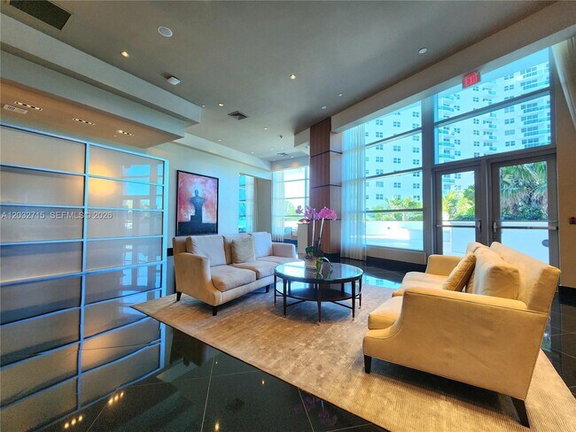 Building Photo - 3101 S Ocean Dr