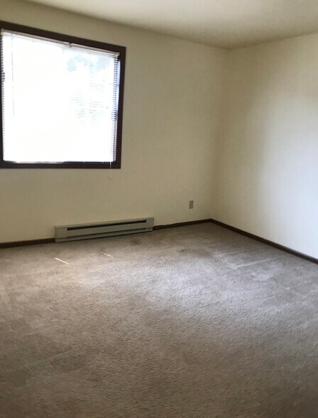 Building Photo - 2080 Emery Ct