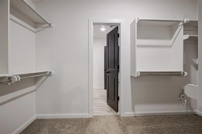 Building Photo - 2008 W Flintlock Wy