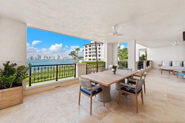 Building Photo - 4922 Fisher Island Dr