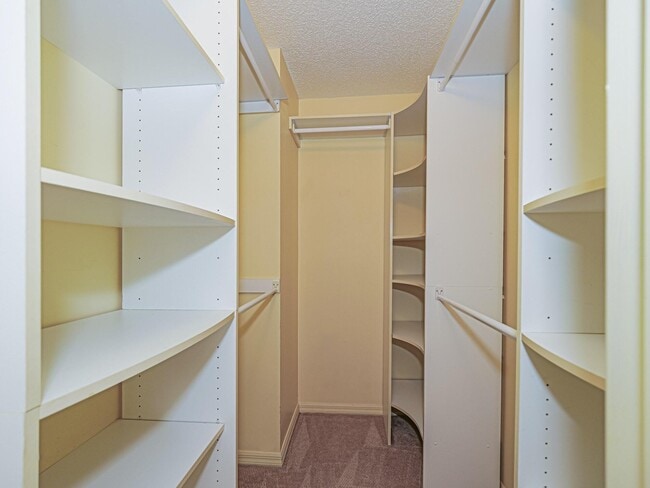 Building Photo - 2103 31st Ave