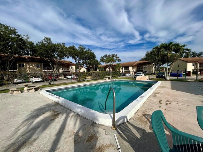 Building Photo - 7931 Southgate Blvd