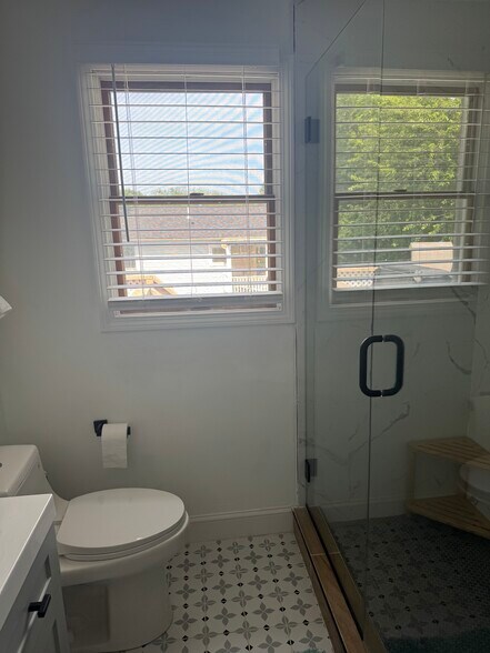 Building Photo - 6 Wood Sorrel Trl