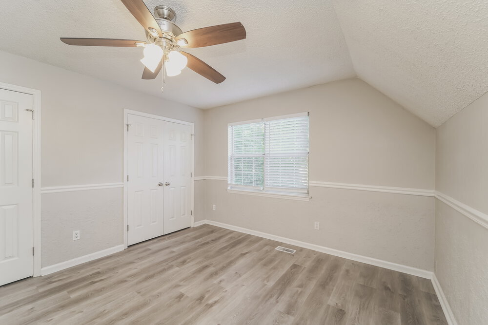 Building Photo - 9000 Oren Thompson Rd