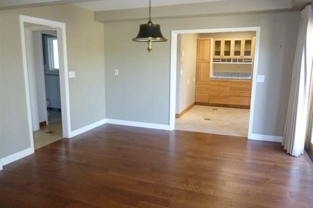 Building Photo - 28560 Lilac Rd