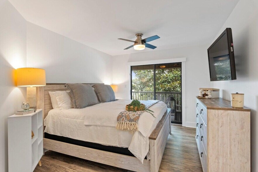 Building Photo - 3799 County Rd 30A