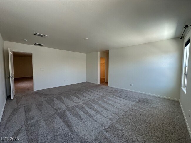 Building Photo - 6988 Sylmar Ave
