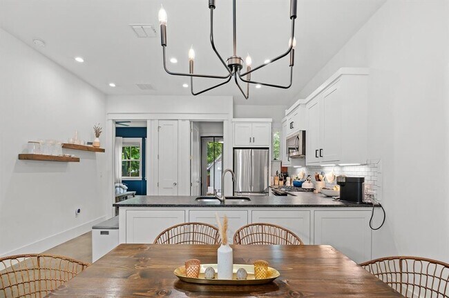 Building Photo - 3206 Garden Villa Ln