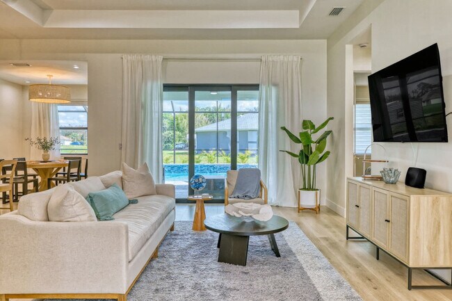 Building Photo - 2215 Amnesty Dr