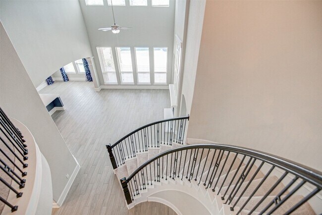 Building Photo - 67 Springtime Creek Dr