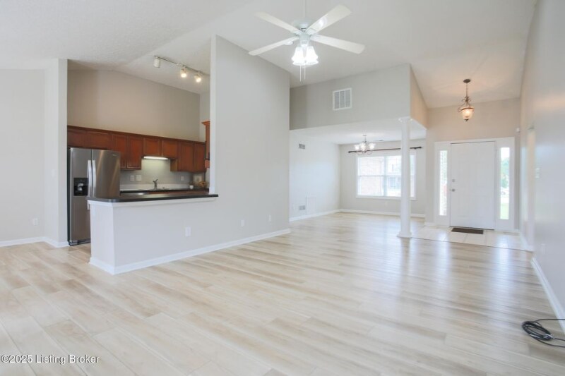 Building Photo - 4916 Honeylore Ct