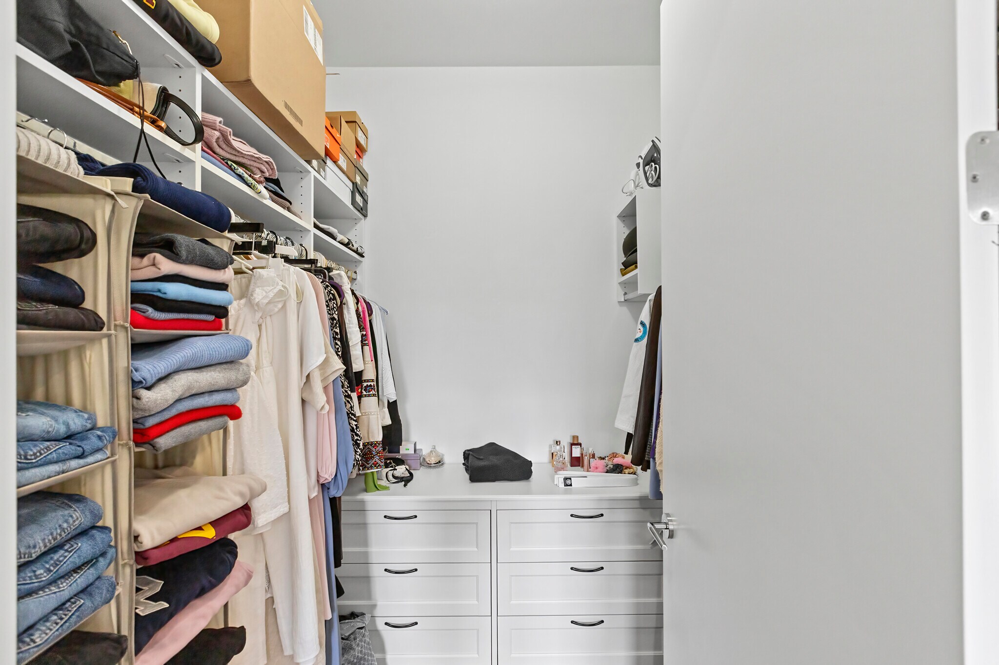 Building Photo - 2217 W Madison St