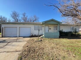 Building Photo - 9111 N Walker Ave