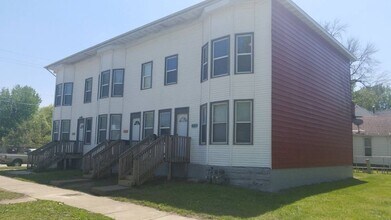 Building Photo - 224 Randolph St