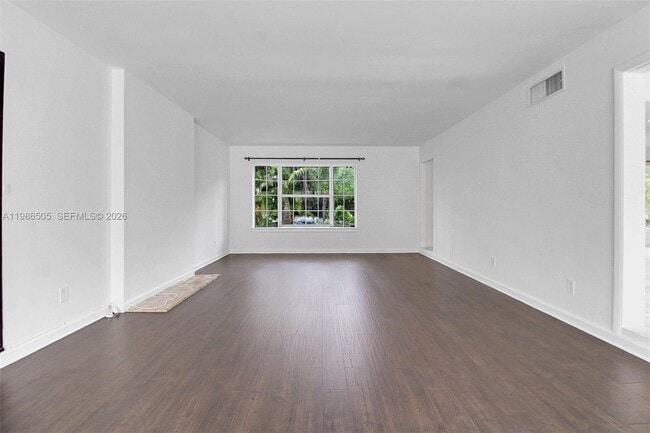 Building Photo - 6900 SW 104th St