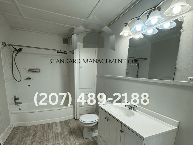 Building Photo - 9 Tardiff St