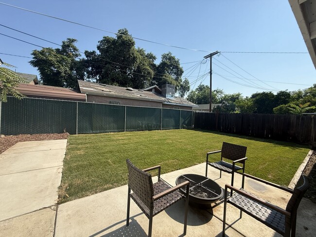 Building Photo - Burney Street Triplex