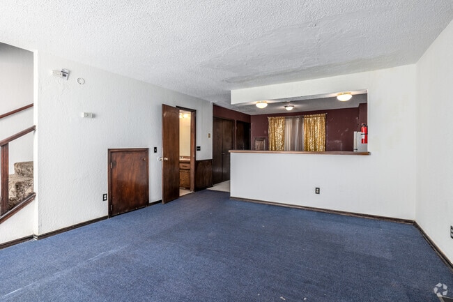 2BR, 2.5BA - 1225SF - Living Room - The Southern Place