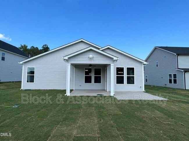 Building Photo - 262 Streamliner Blvd