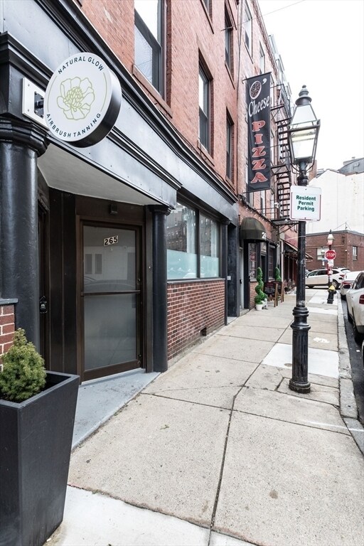 Building Photo - 265 North St